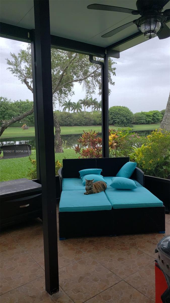 COUNTRY ISLES PHASE II - Residential Lease