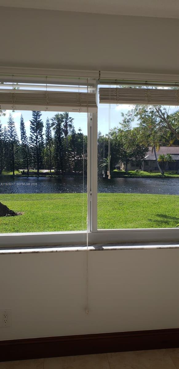 COUNTRY ISLES PHASE II - Residential Lease