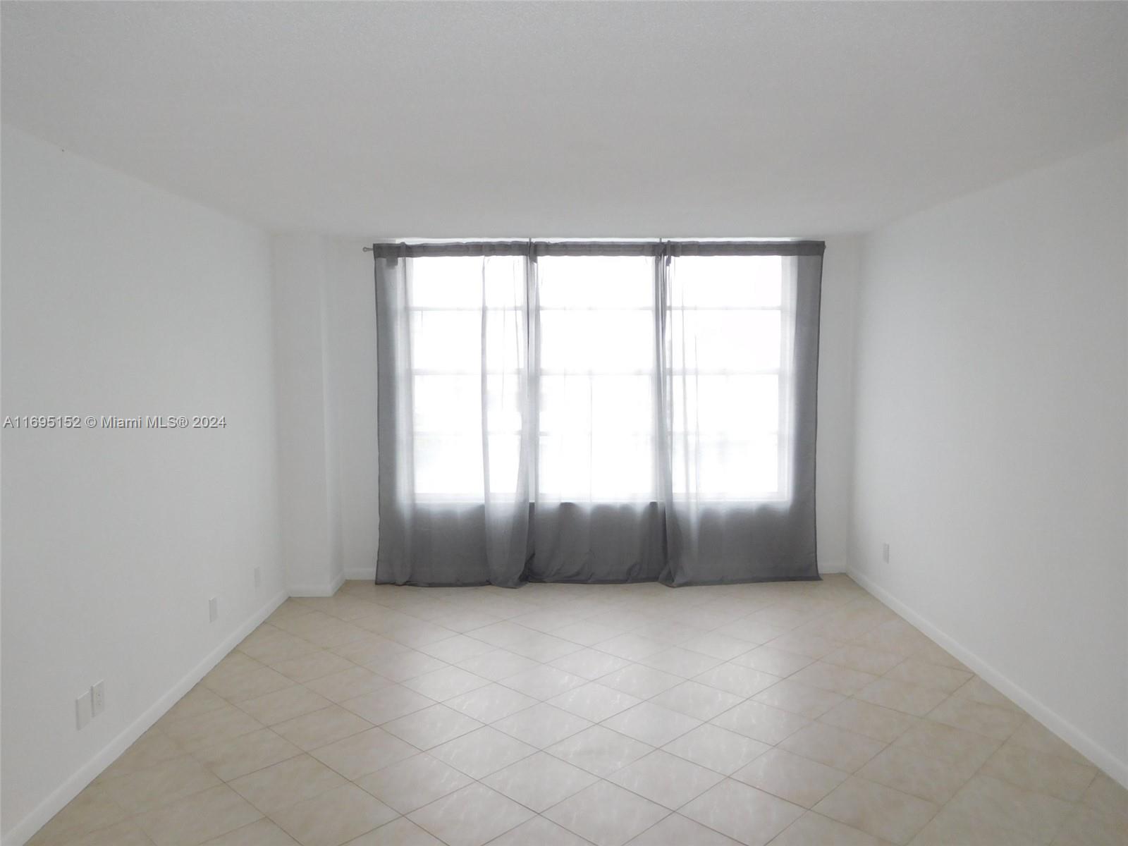 3800 S Ocean Dr 305