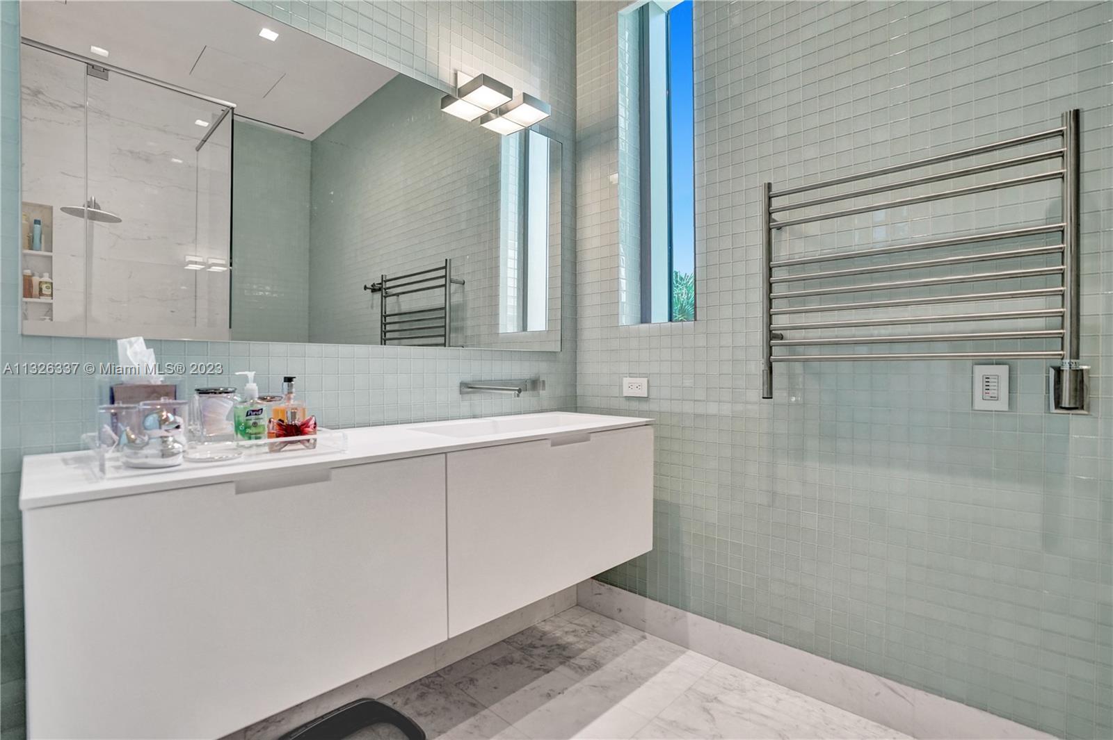 OCEANA KEY BISCAYNE CONDO - Residential