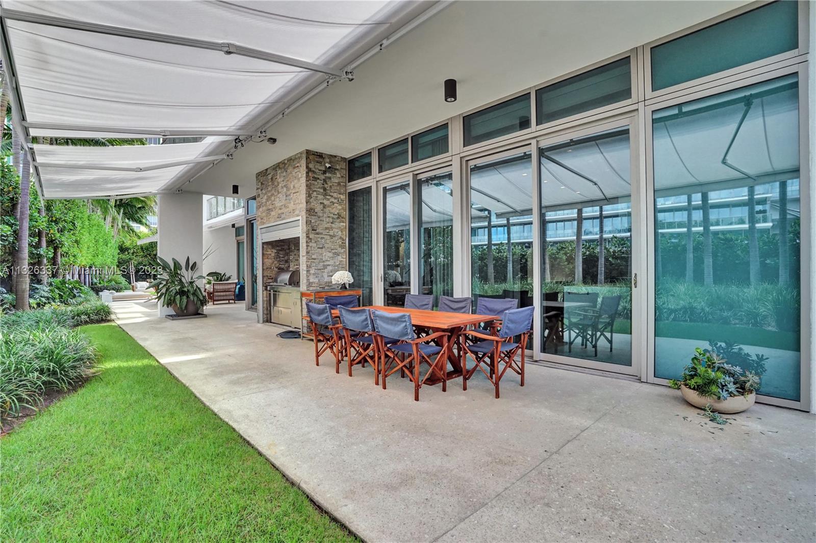 OCEANA KEY BISCAYNE CONDO - Residential