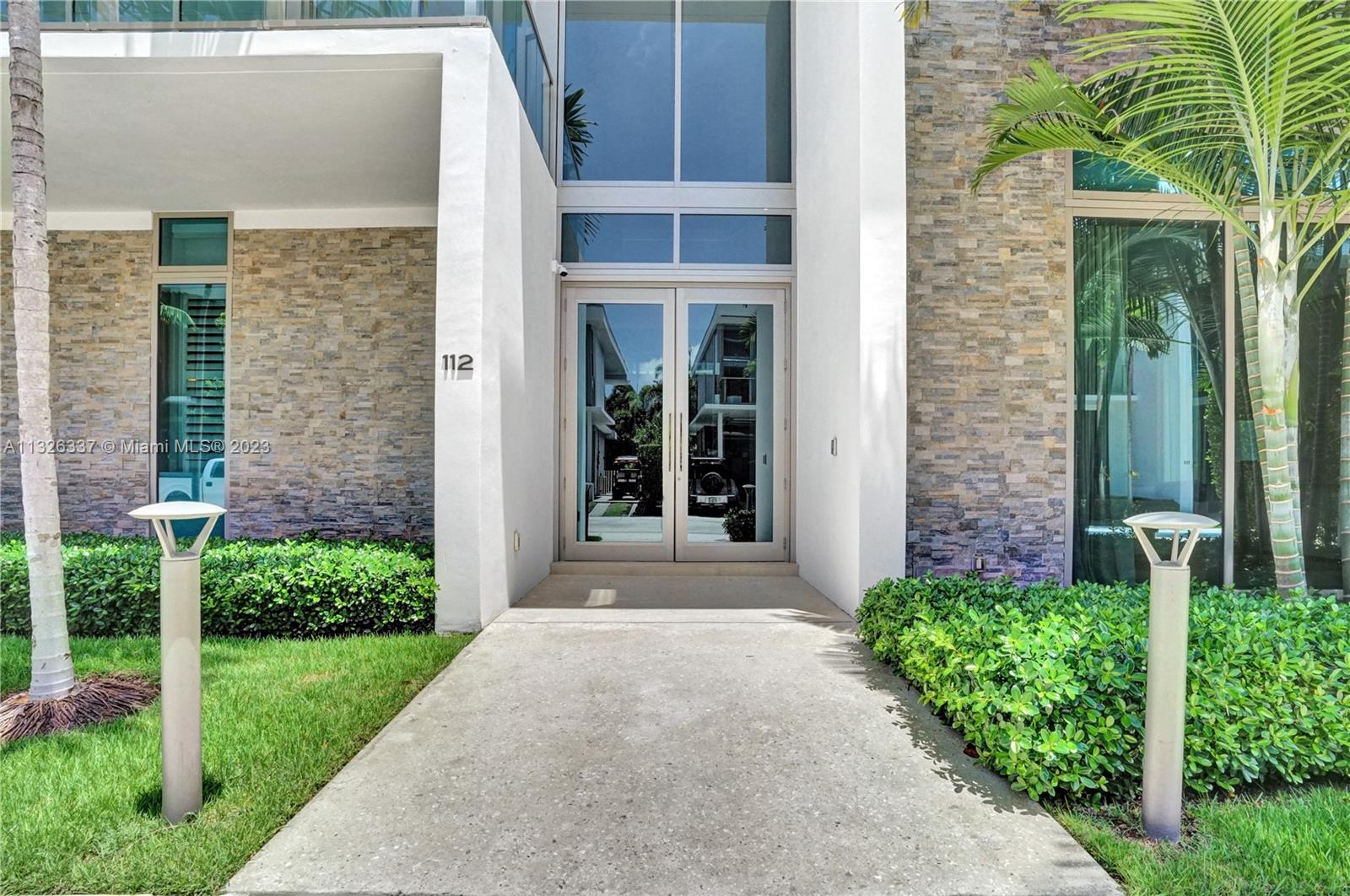 OCEANA KEY BISCAYNE CONDO - Residential