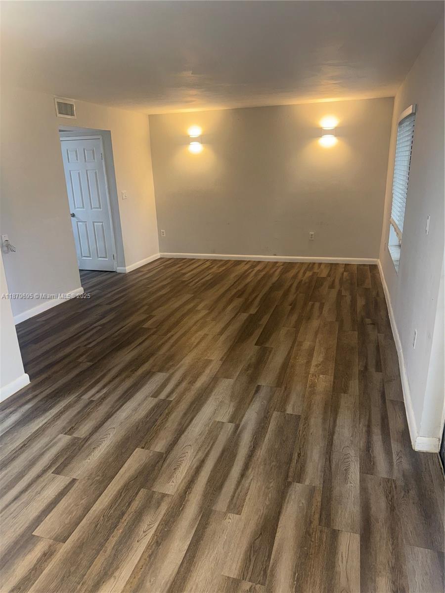 CRESCENT COVE CONDO - Residential