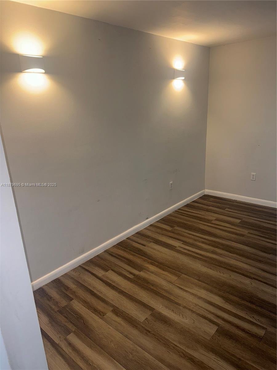 CRESCENT COVE CONDO - Residential