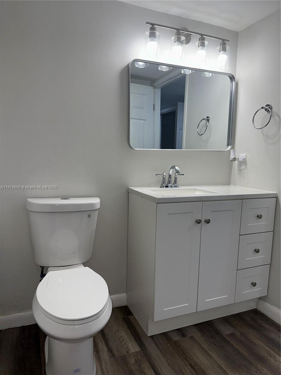 CRESCENT COVE CONDO - Residential