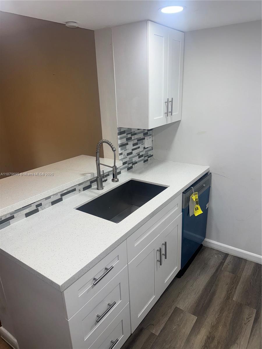 CRESCENT COVE CONDO - Residential