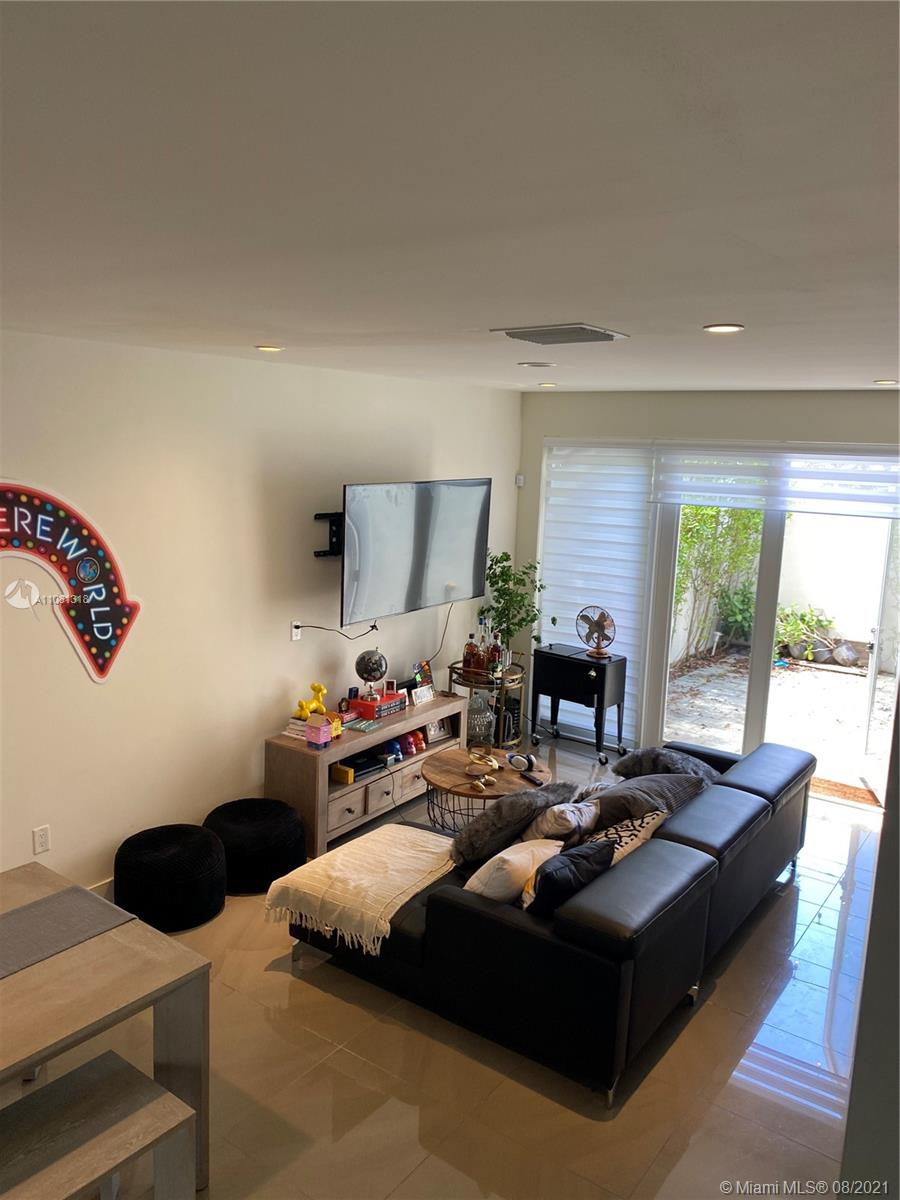 LANDMARK AT DORAL - Residential