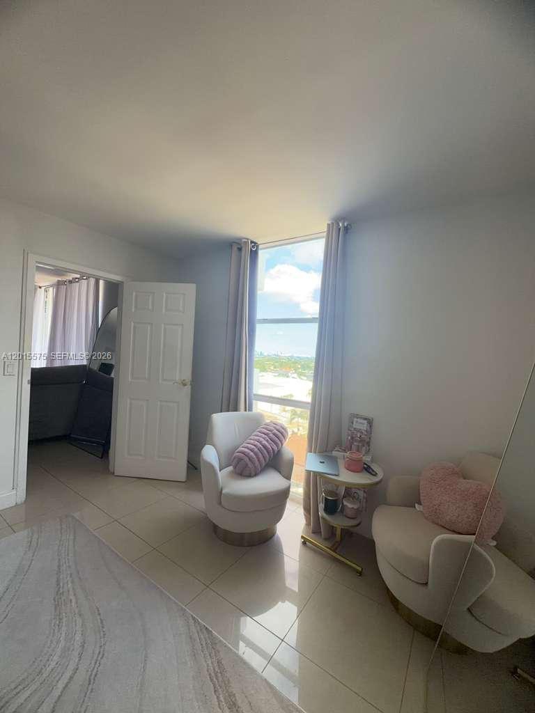 SAILBOAT CAY CONDO - Residential Lease