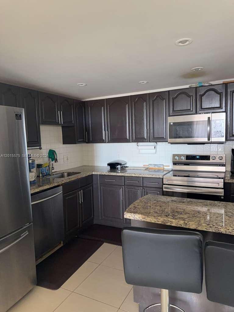 SAILBOAT CAY CONDO - Residential Lease