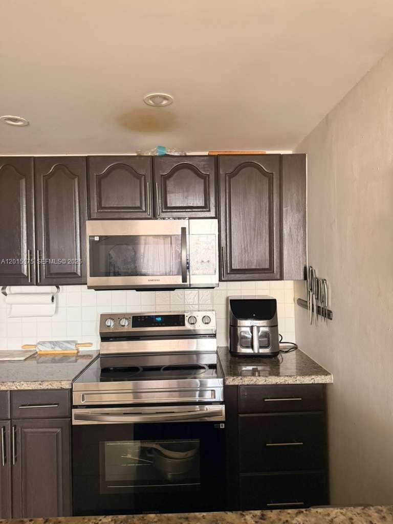 SAILBOAT CAY CONDO - Residential Lease