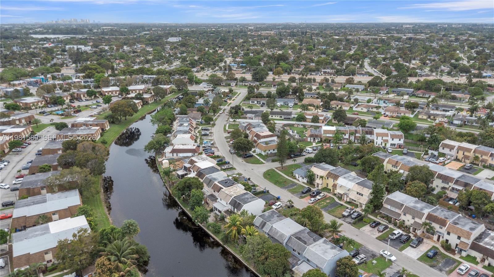 TAM O SHANTER VILLAS SEC - Residential