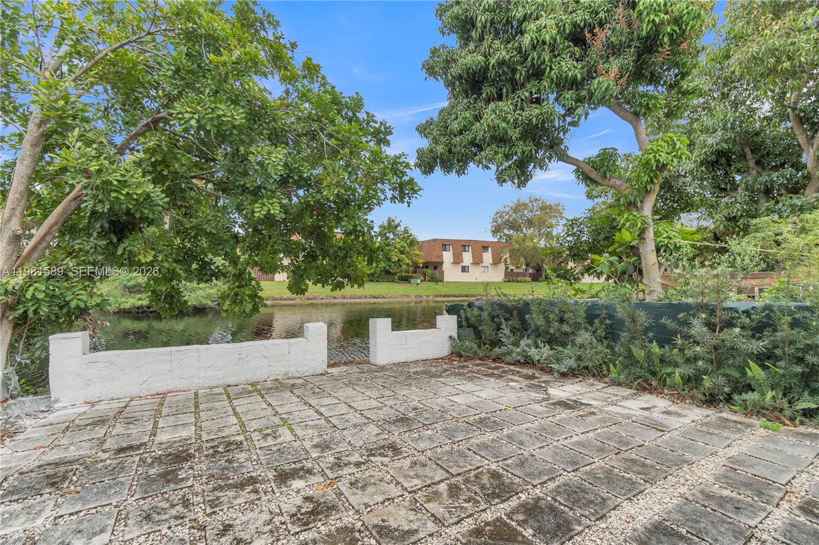 TAM O SHANTER VILLAS SEC - Residential