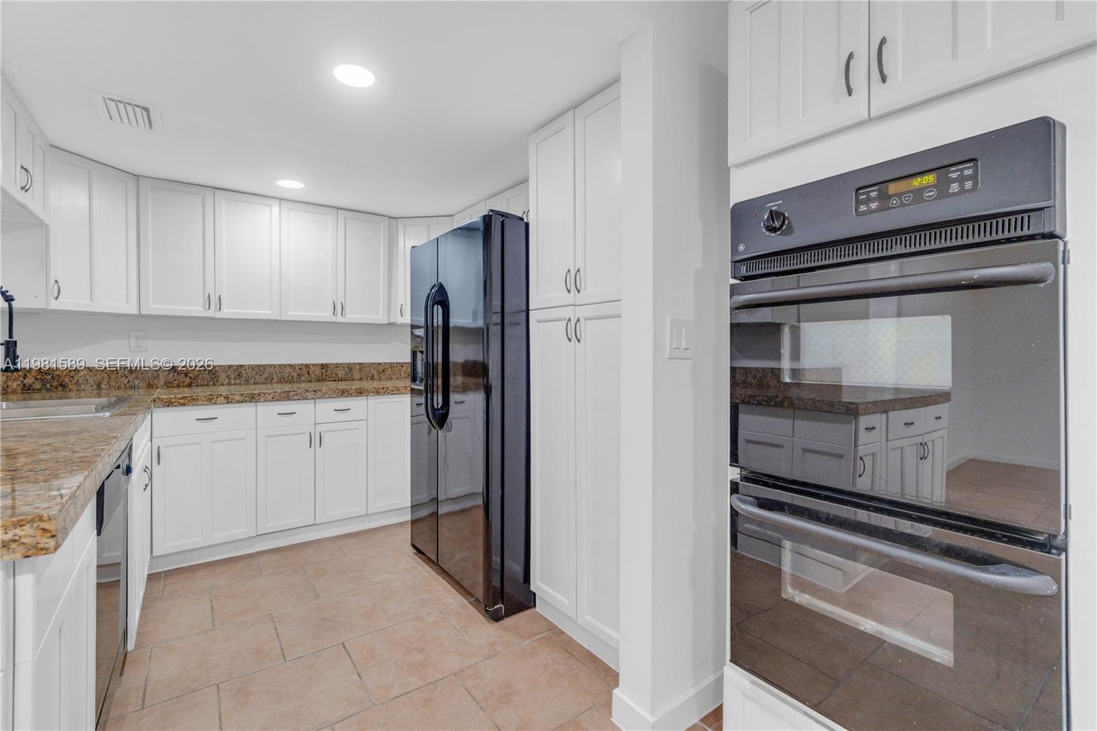 TAM O SHANTER VILLAS SEC - Residential