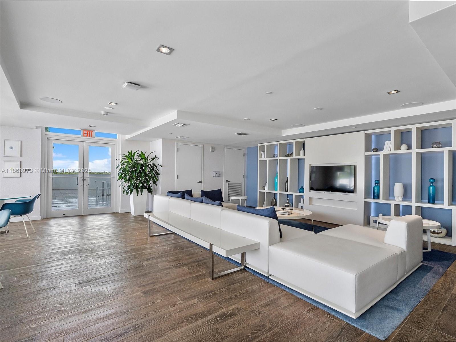 4250 BISCAYNE BOULEVARD C - Residential