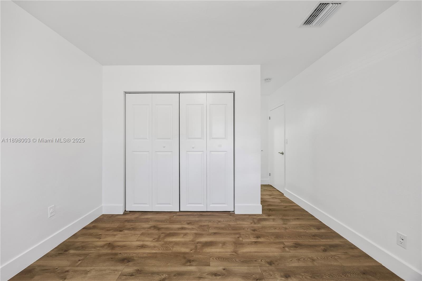 SMALLWOOD MANOR - Residential Lease