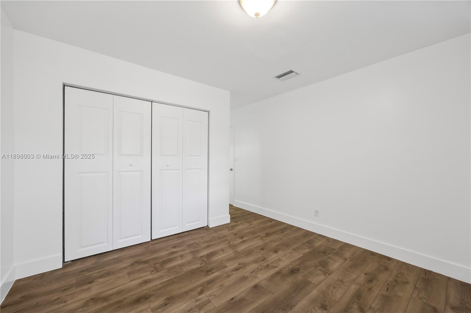 SMALLWOOD MANOR - Residential Lease