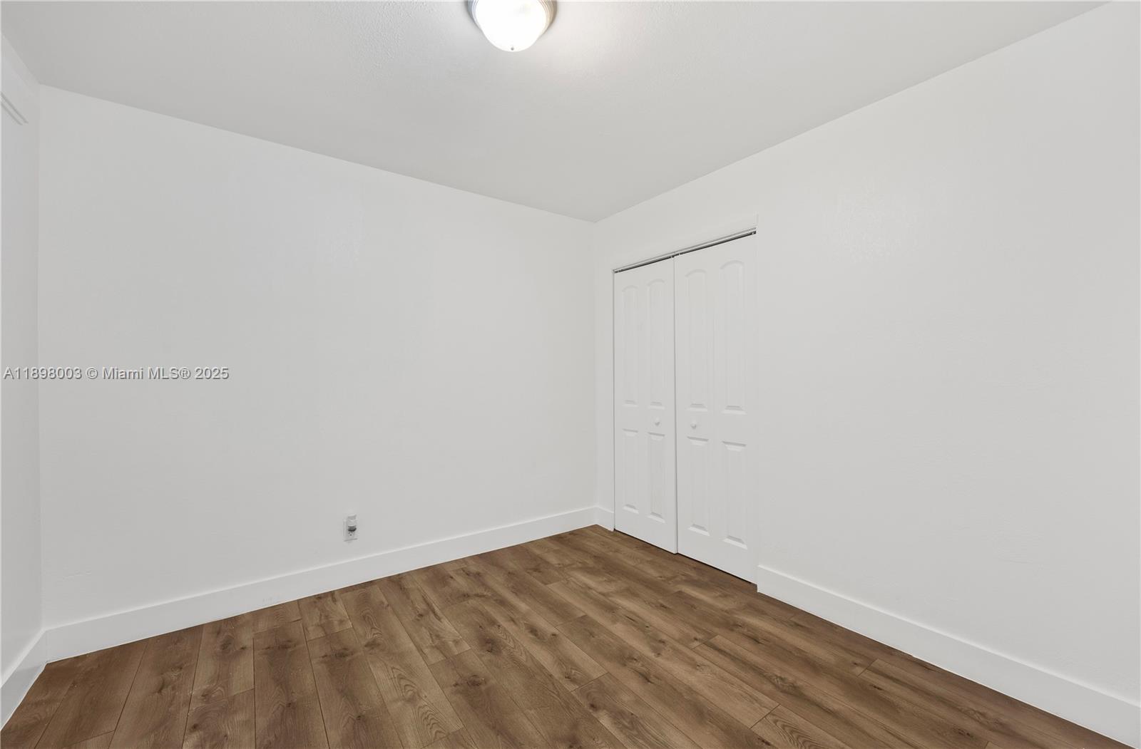 SMALLWOOD MANOR - Residential Lease