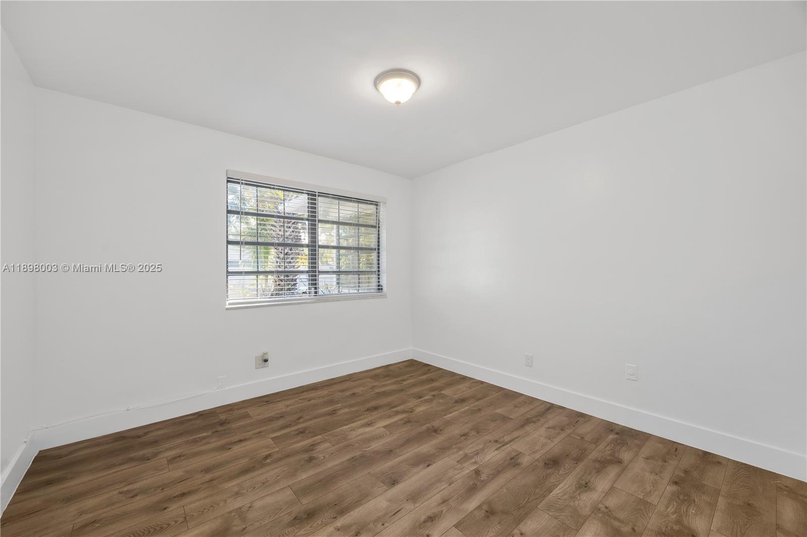 SMALLWOOD MANOR - Residential Lease