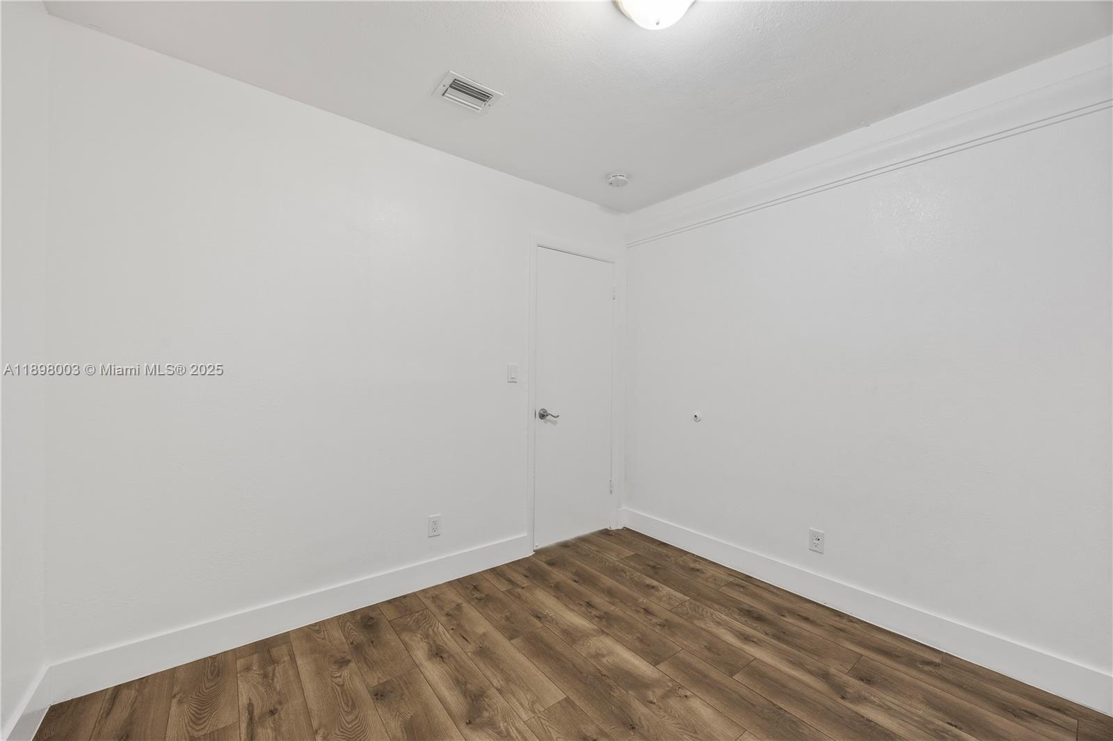 SMALLWOOD MANOR - Residential Lease