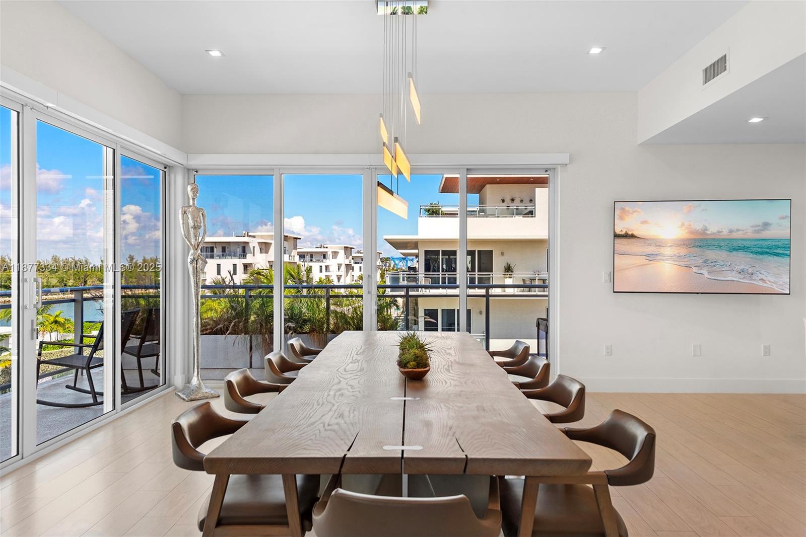 SEASIDE VILLAGE EAST COND - Residential