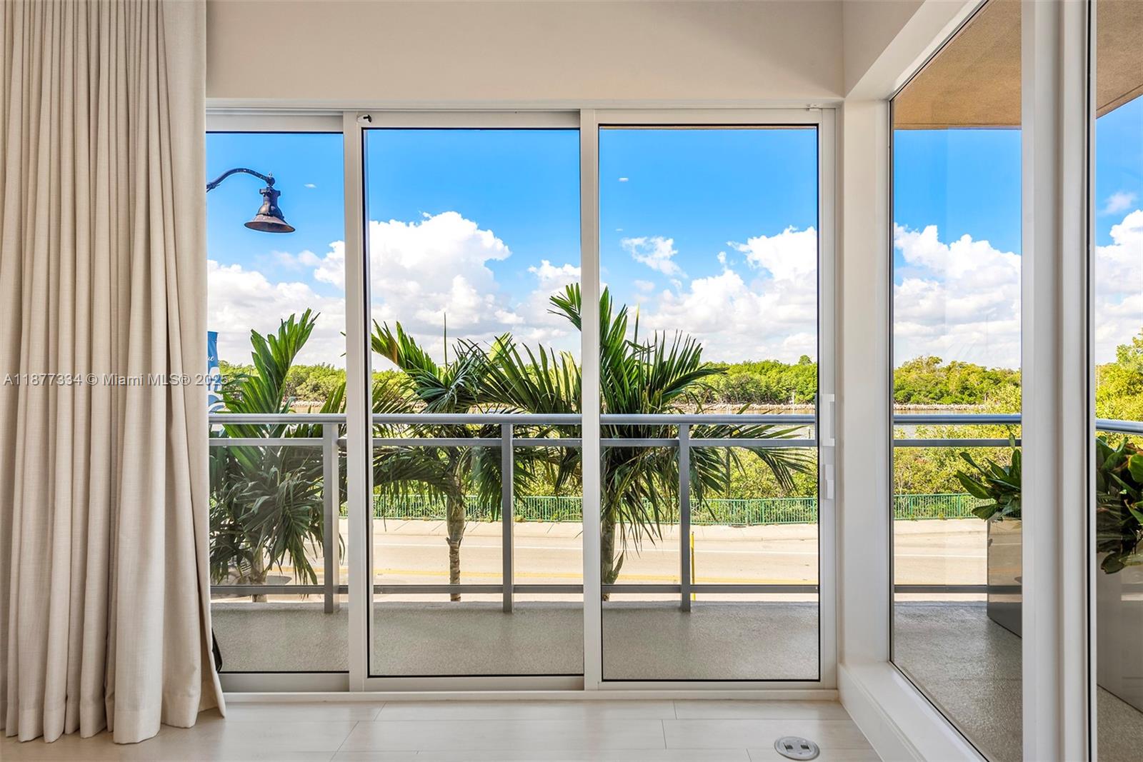 SEASIDE VILLAGE EAST COND - Residential