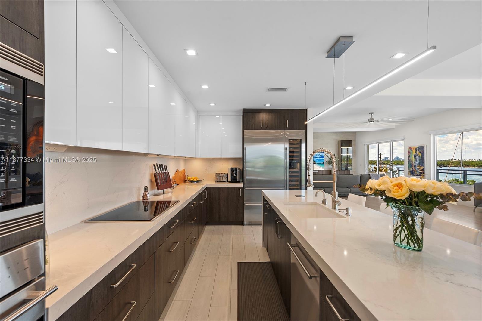 SEASIDE VILLAGE EAST COND - Residential