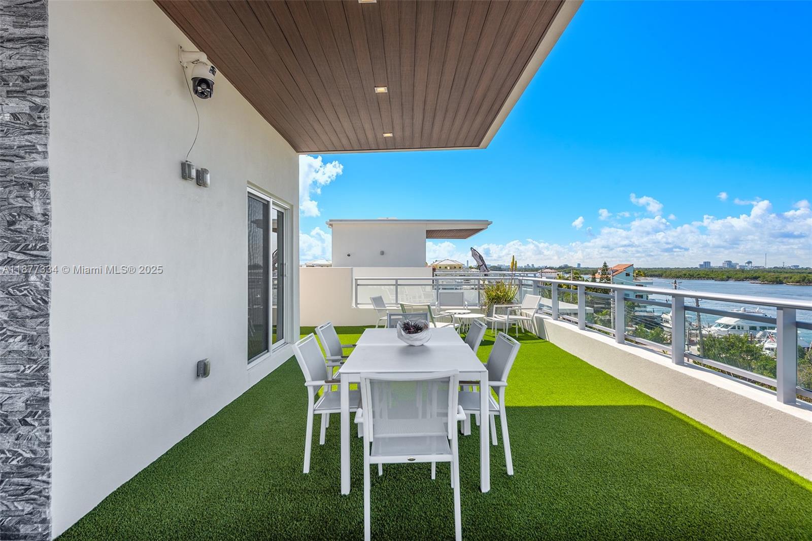 SEASIDE VILLAGE EAST COND - Residential