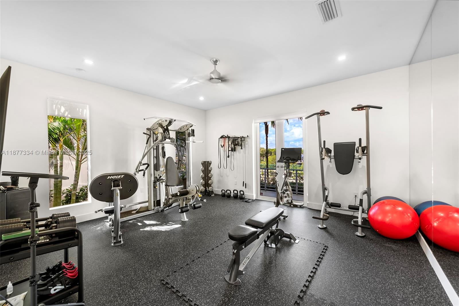 SEASIDE VILLAGE EAST COND - Residential