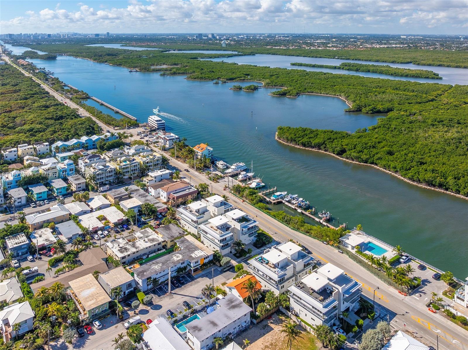 SEASIDE VILLAGE EAST COND - Residential