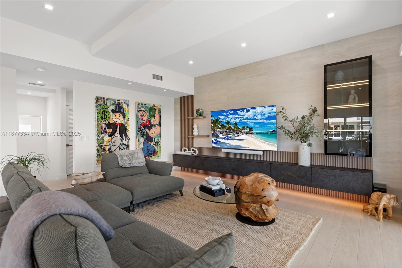 SEASIDE VILLAGE EAST COND - Residential