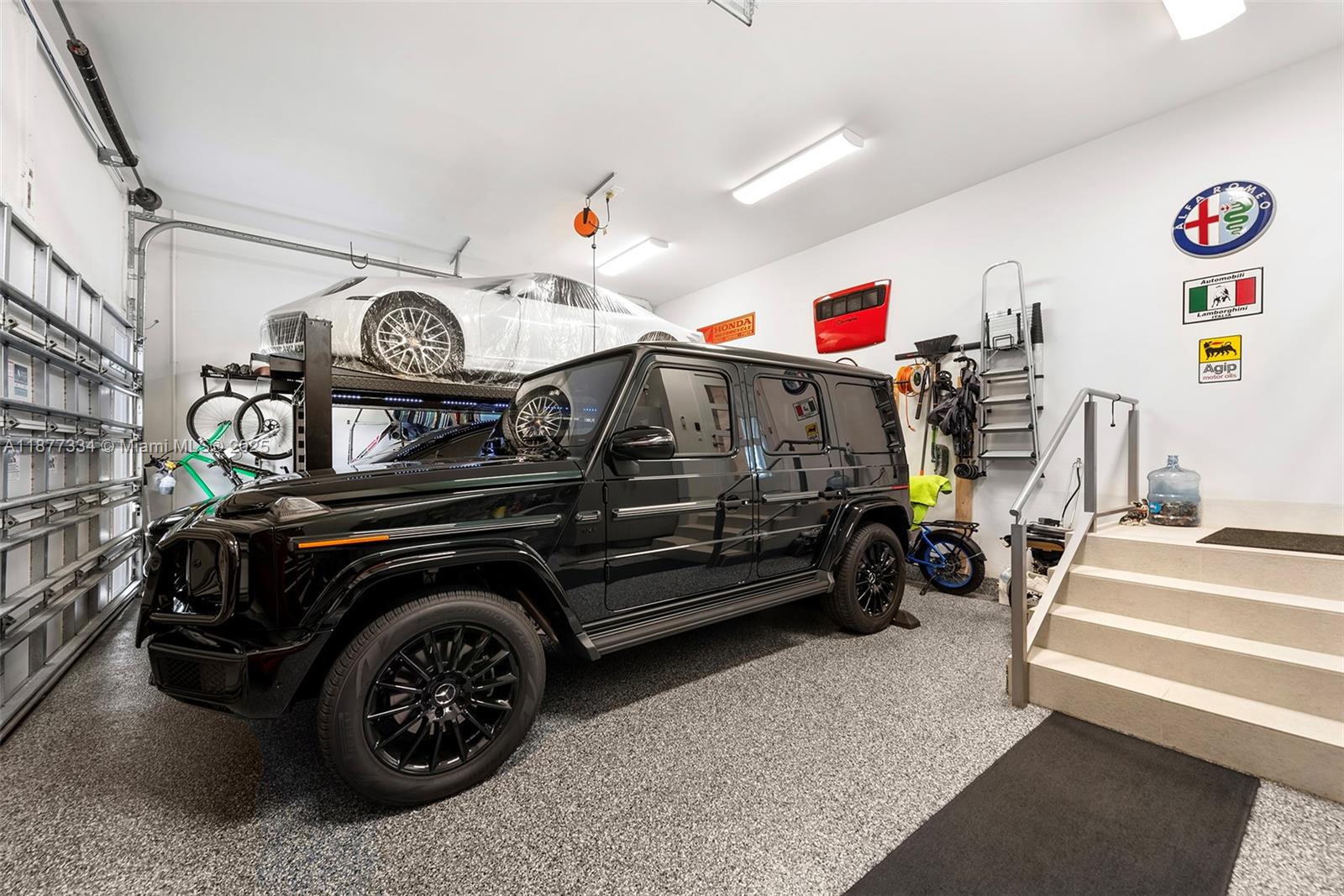 SEASIDE VILLAGE EAST COND - Residential