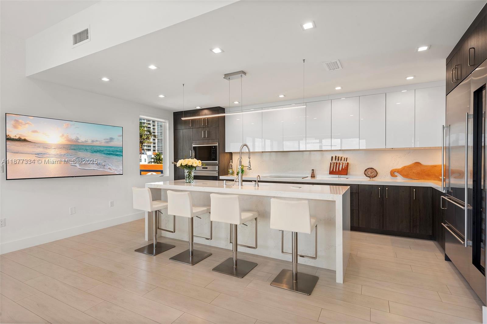 SEASIDE VILLAGE EAST COND - Residential