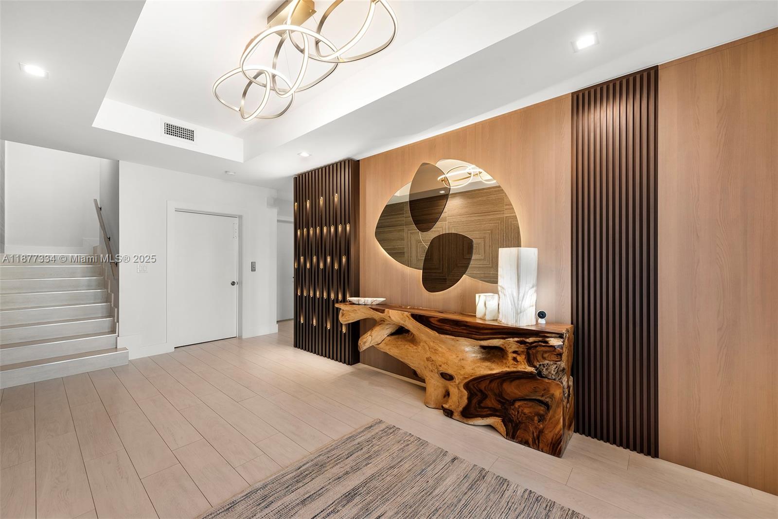 SEASIDE VILLAGE EAST COND - Residential