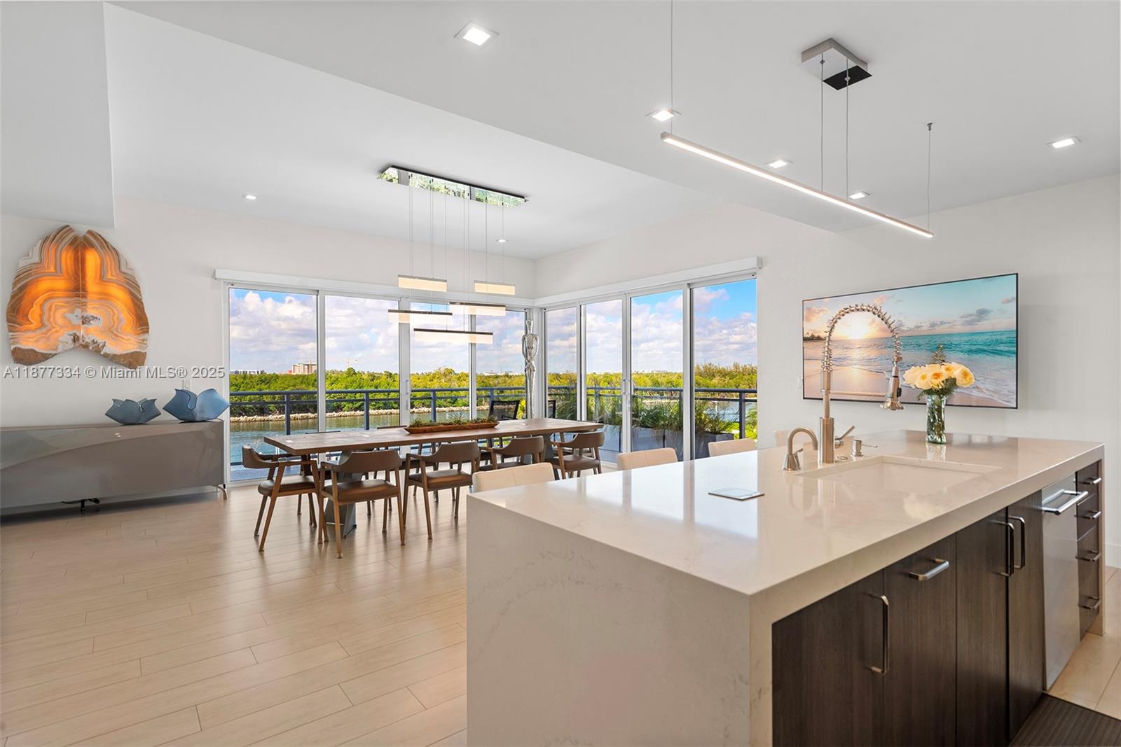 SEASIDE VILLAGE EAST COND - Residential