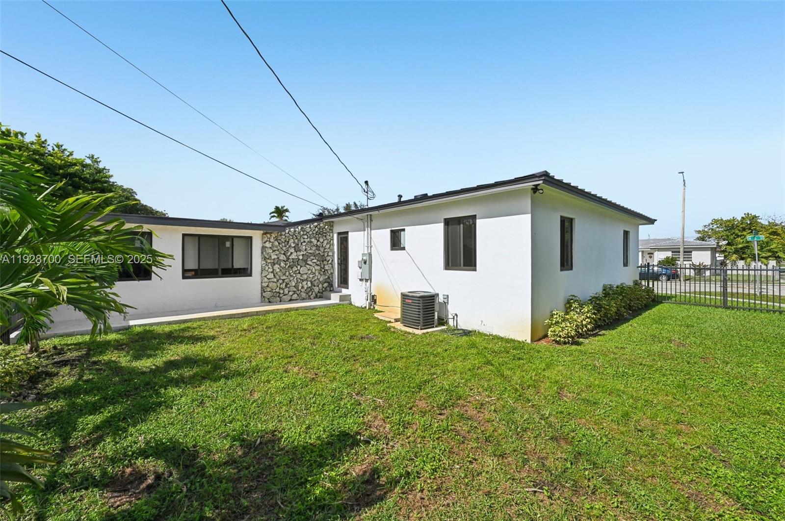 TRAIL GRANADA ADDN - Residential Lease