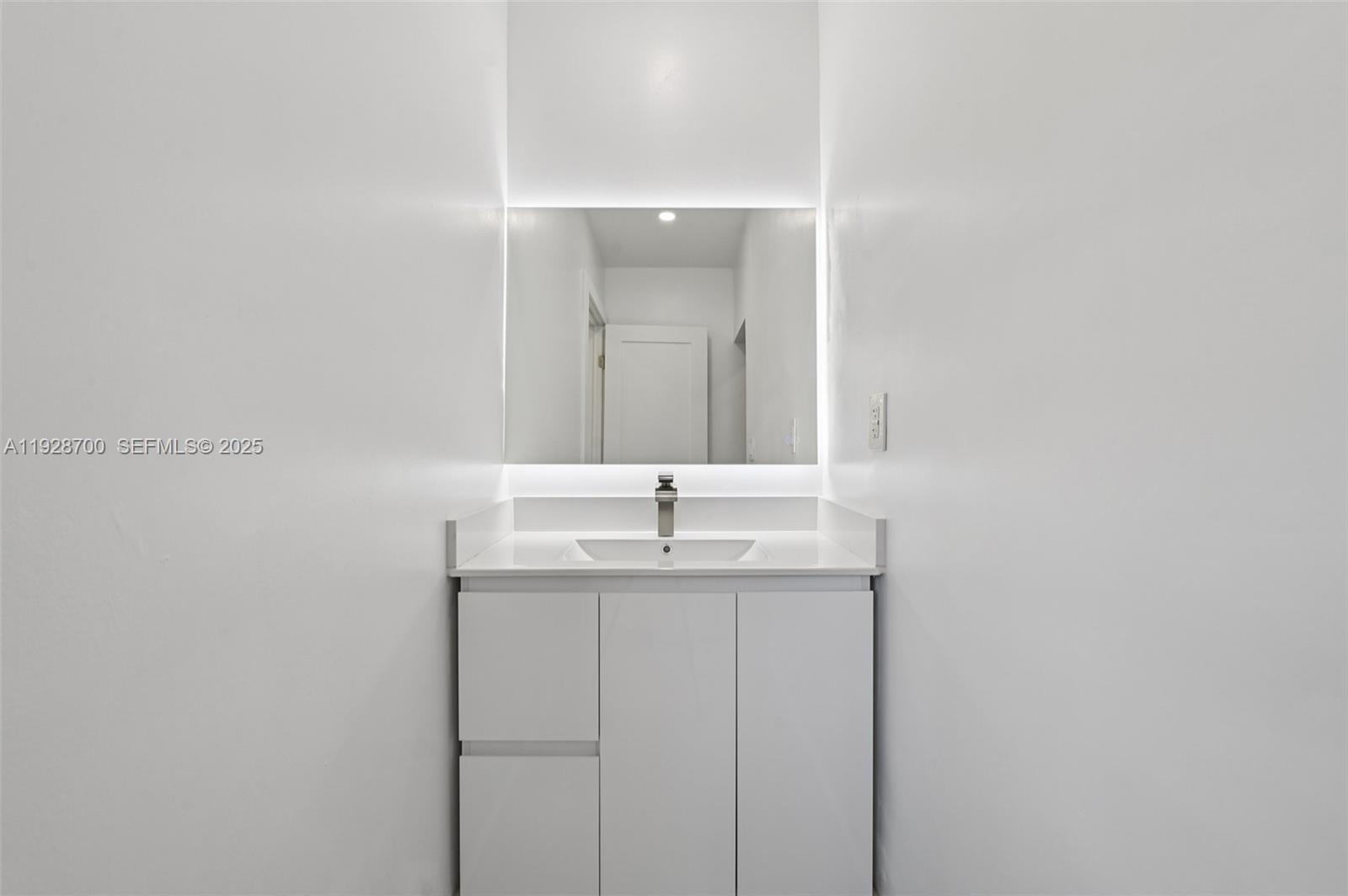 TRAIL GRANADA ADDN - Residential Lease