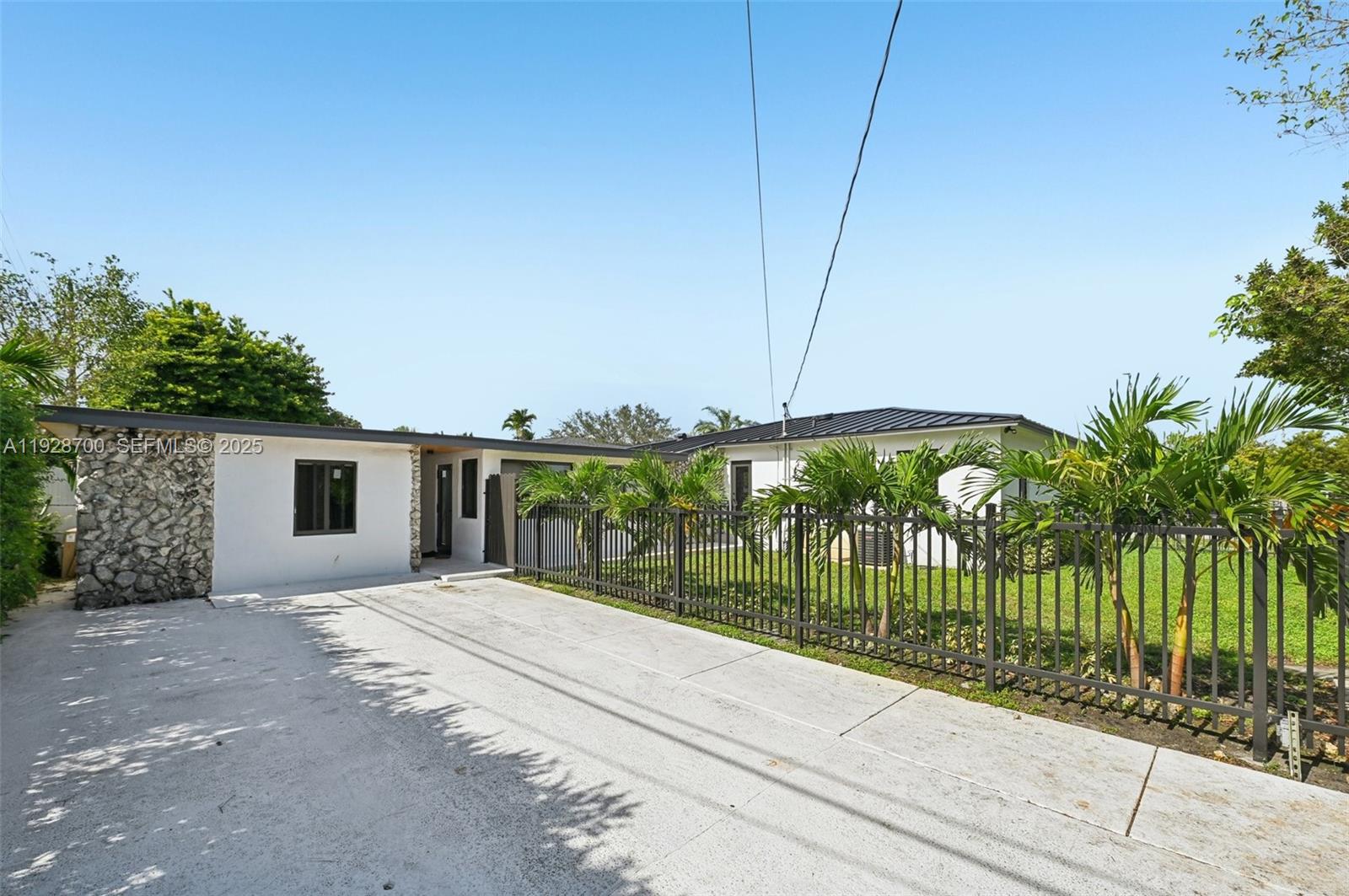 TRAIL GRANADA ADDN - Residential Lease