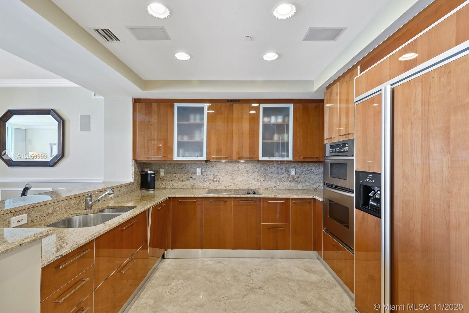 PORT CONDO - Residential