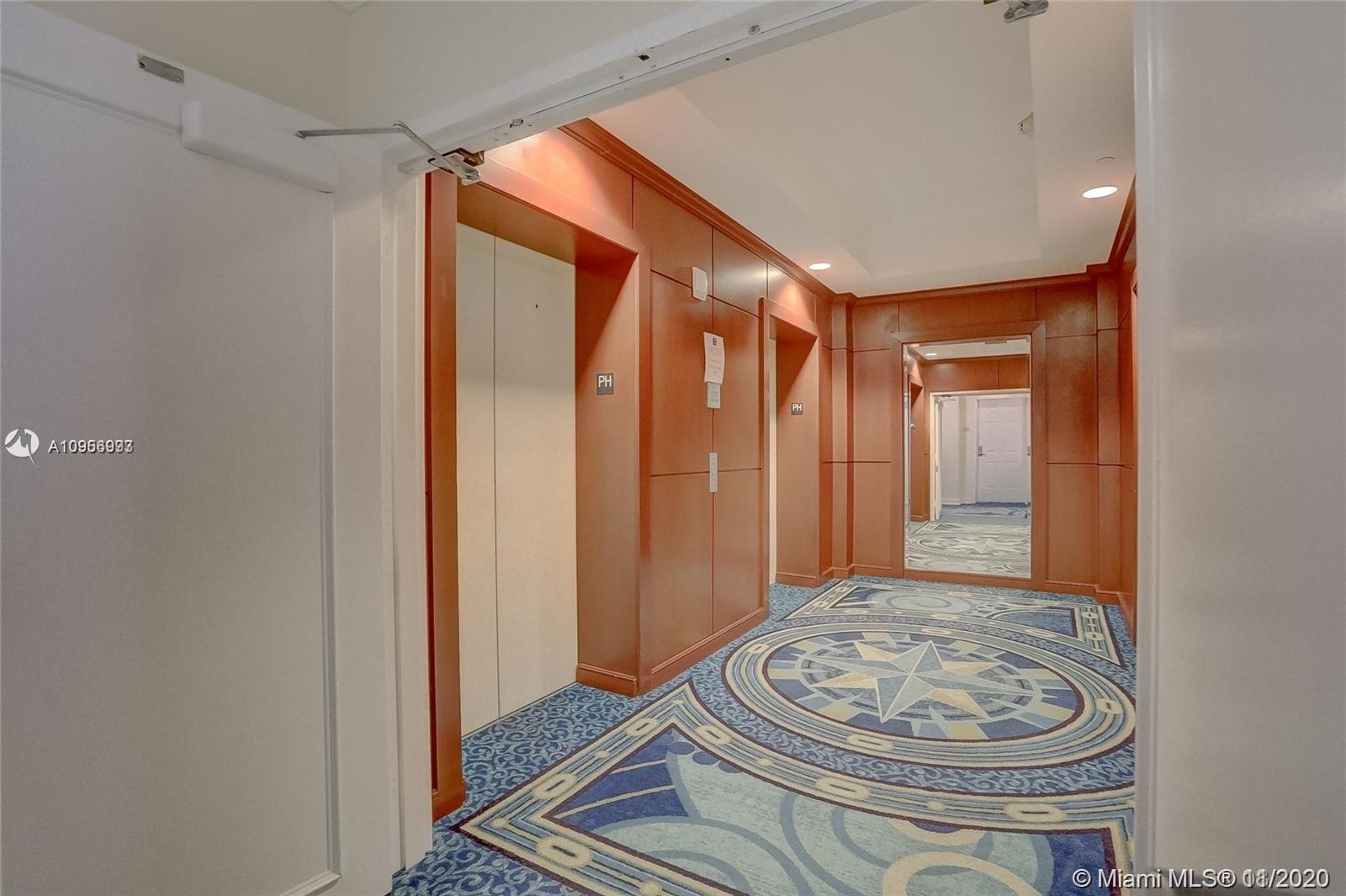 PORT CONDO - Residential