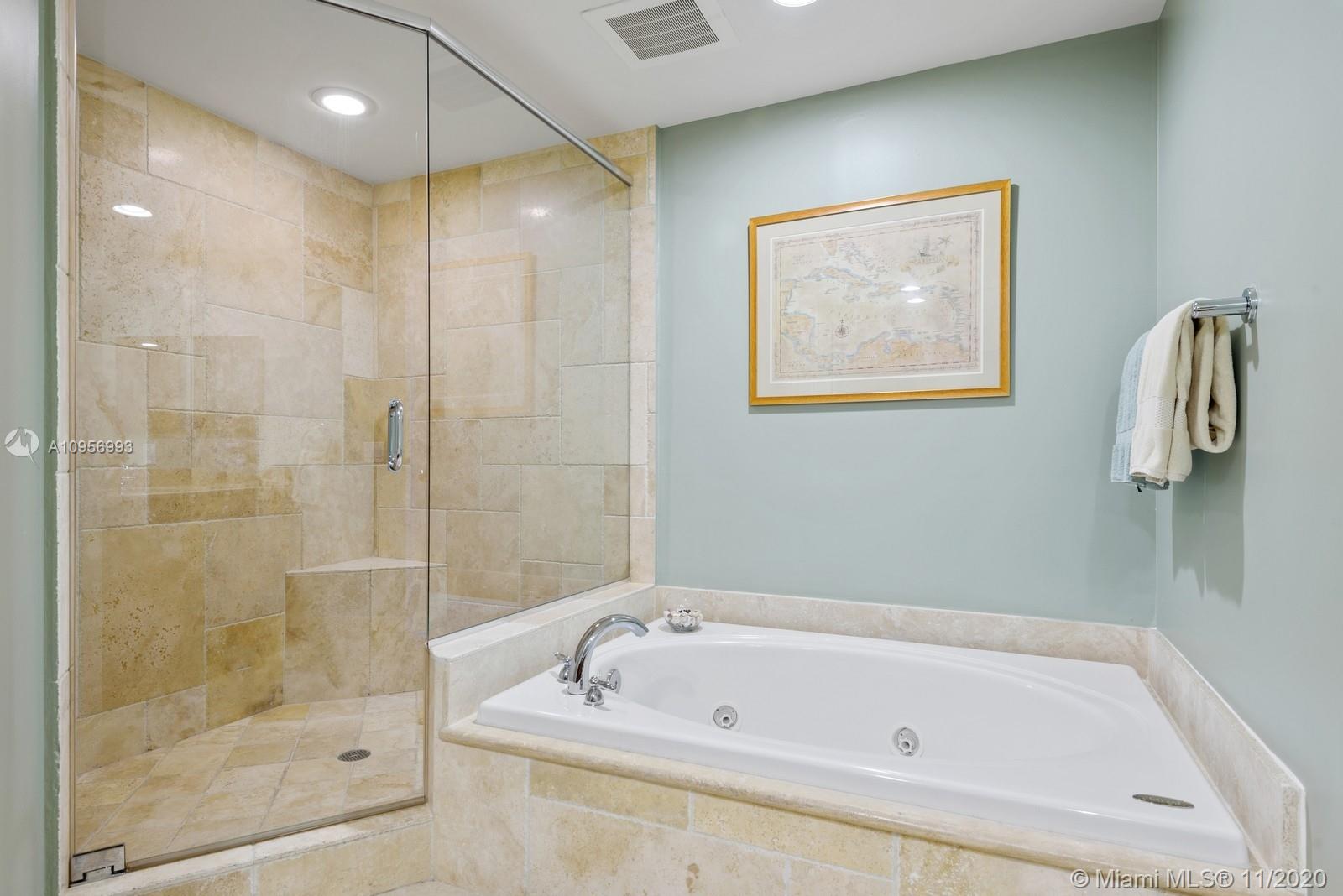 PORT CONDO - Residential