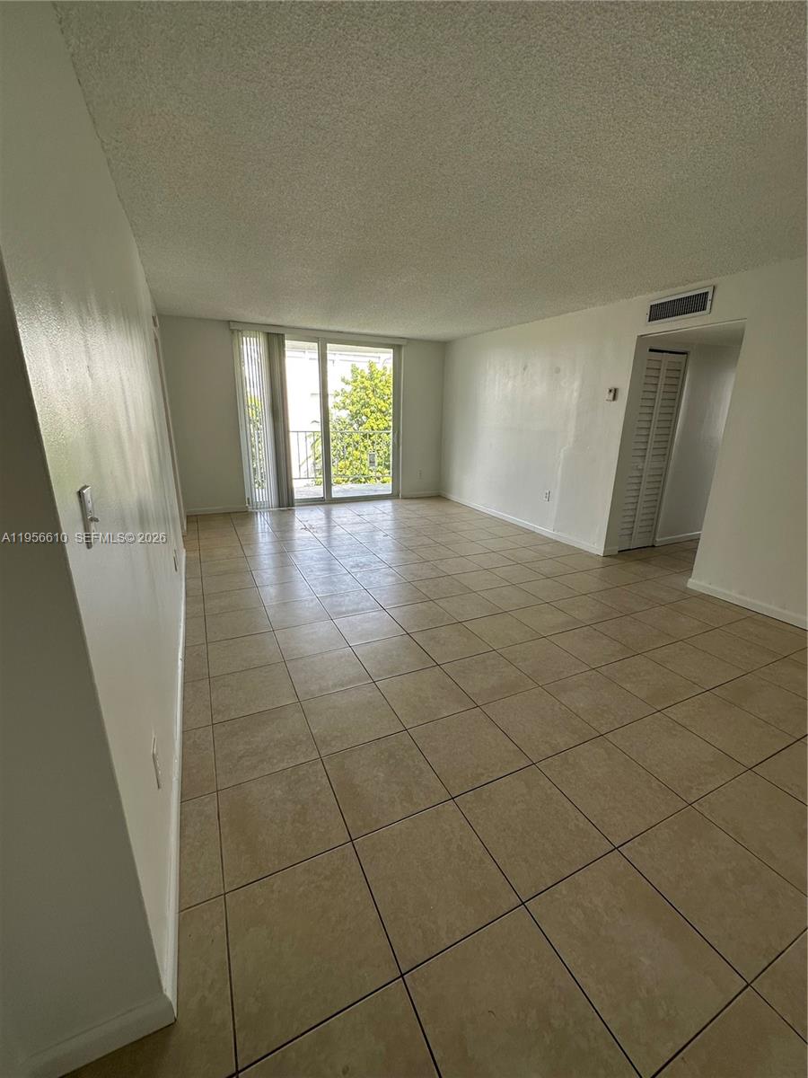 MONTECARLO CONDO - Residential Lease