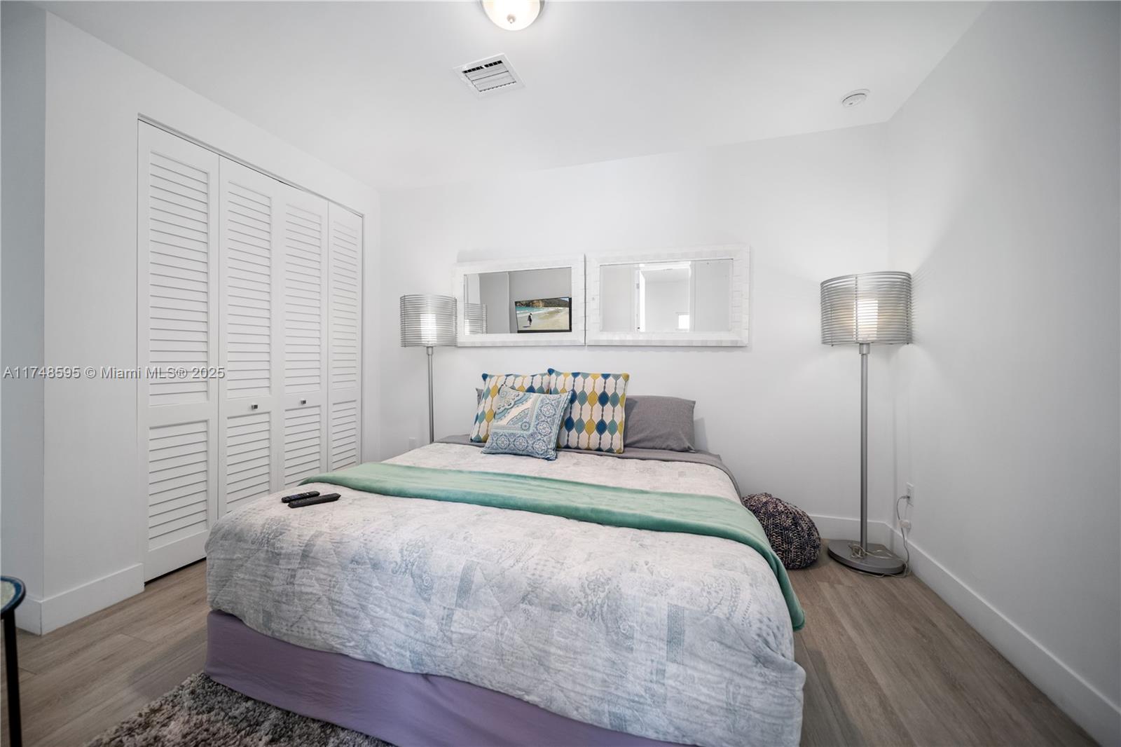 AMND MIAMI SUBURBAN ACRES - Residential Lease