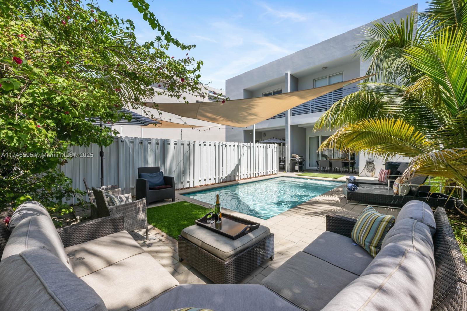 AMND MIAMI SUBURBAN ACRES - Residential Lease