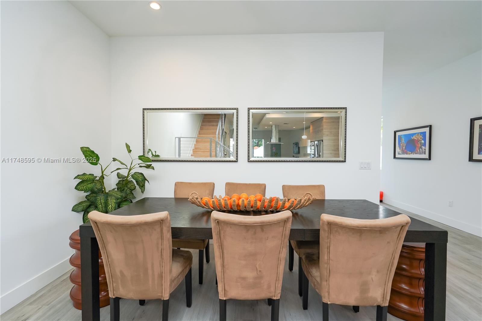 AMND MIAMI SUBURBAN ACRES - Residential Lease