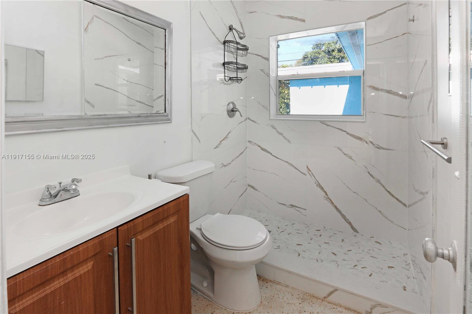 ST JAMES PARK DELMAR - Residential Lease