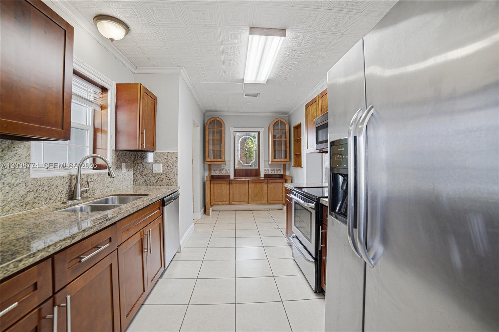 CORAL SHORES - Residential