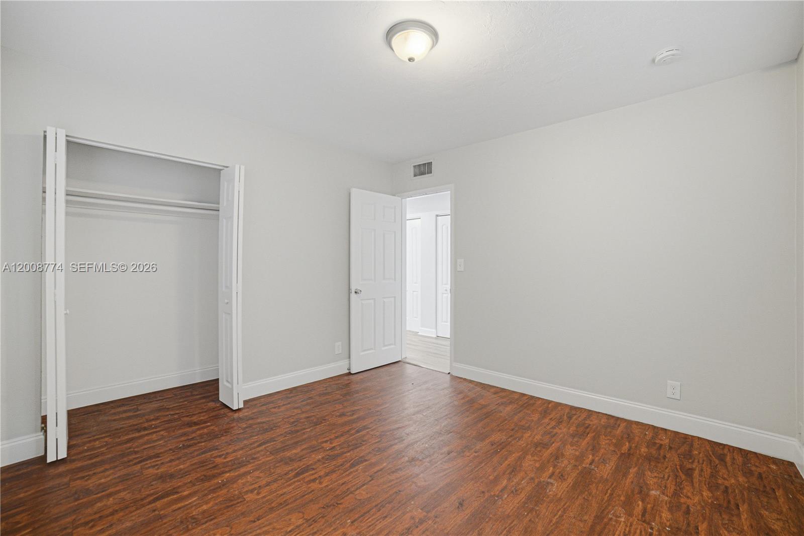 CORAL SHORES - Residential