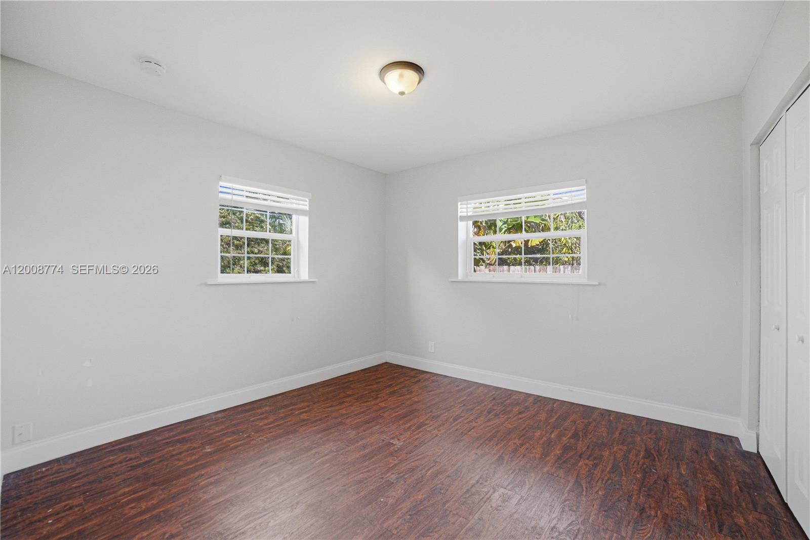 CORAL SHORES - Residential