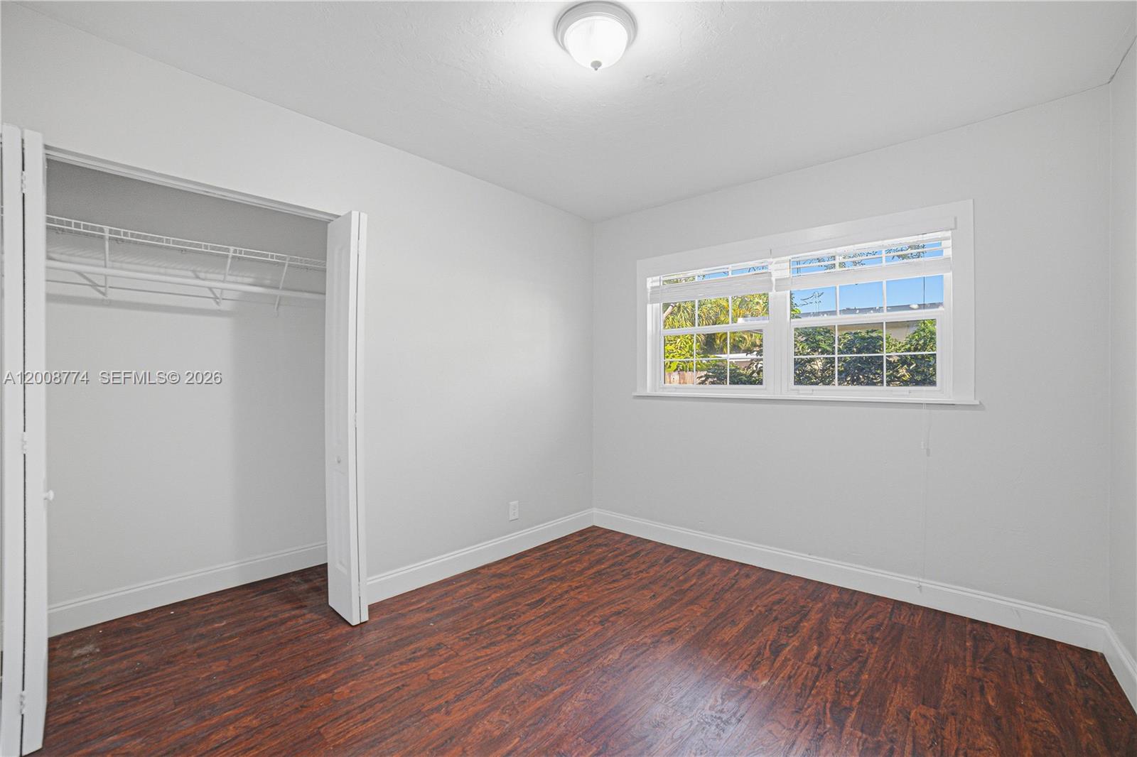 CORAL SHORES - Residential