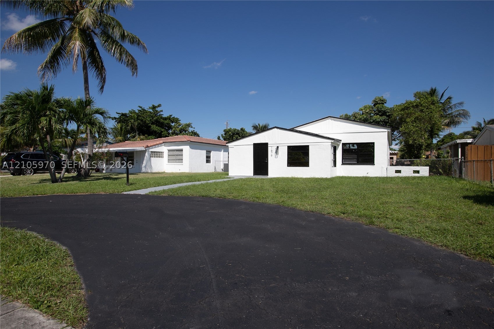 View photos, virtual tours, details... 1679 NE 180th St